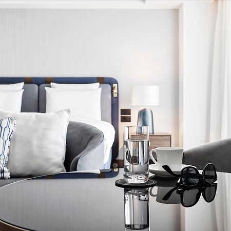 Athens Capital Center Hotel - Mgallery Collection Esterno foto A room at the hotel