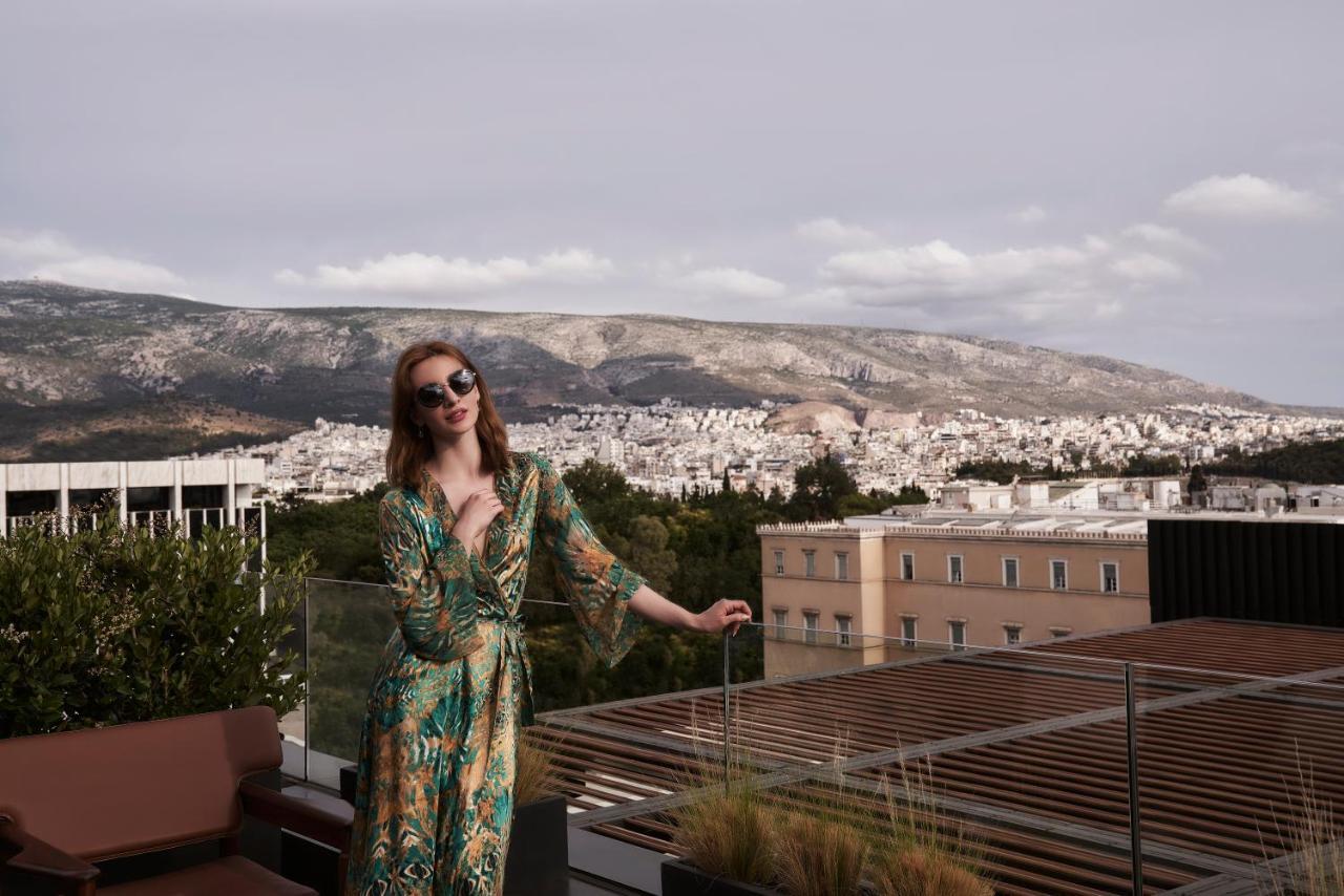 Athens Capital Center Hotel - Mgallery Collection Esterno foto A woman wearing a kaftan