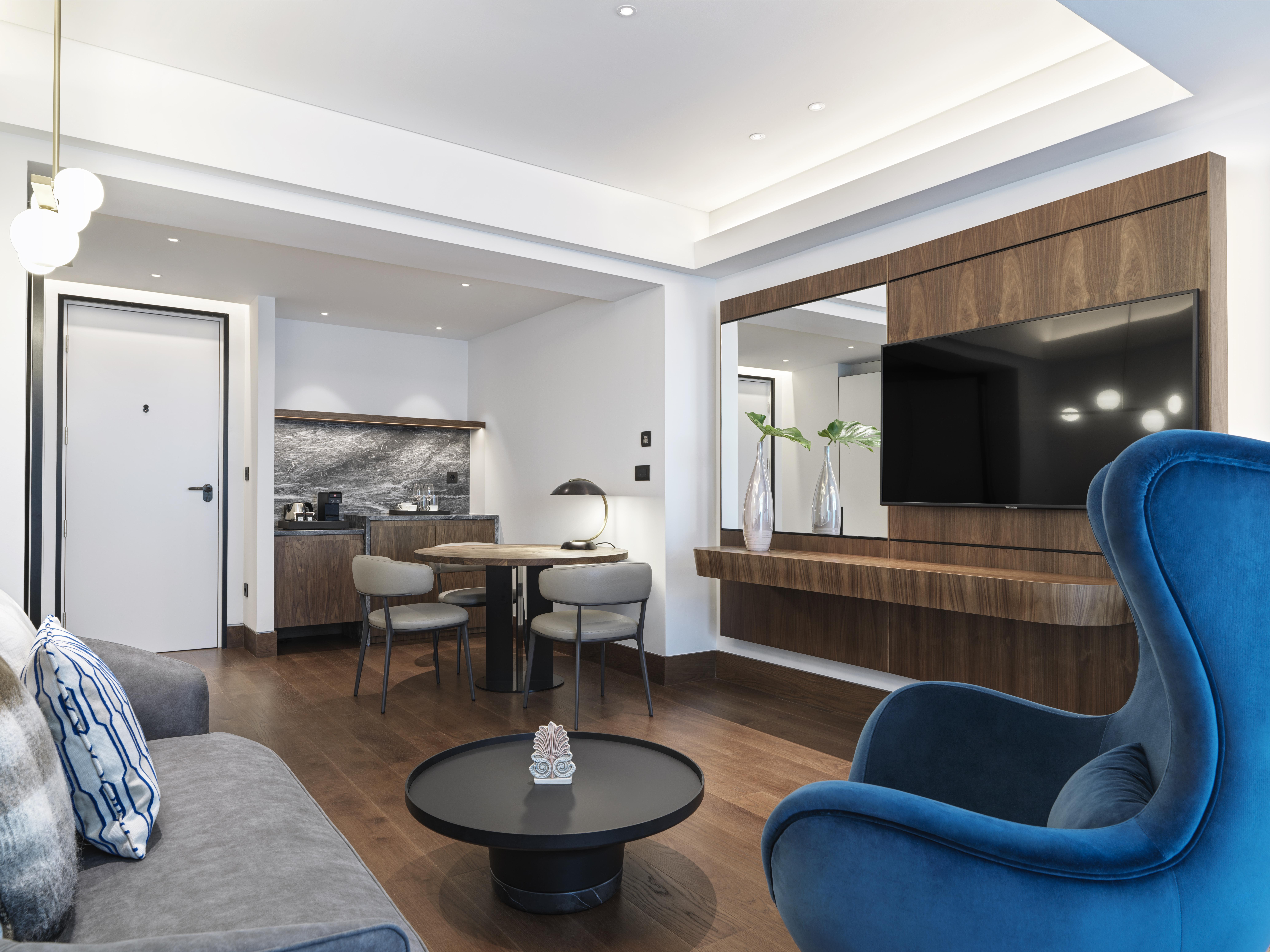 Athens Capital Center Hotel - Mgallery Collection Esterno foto A suite at the hotel