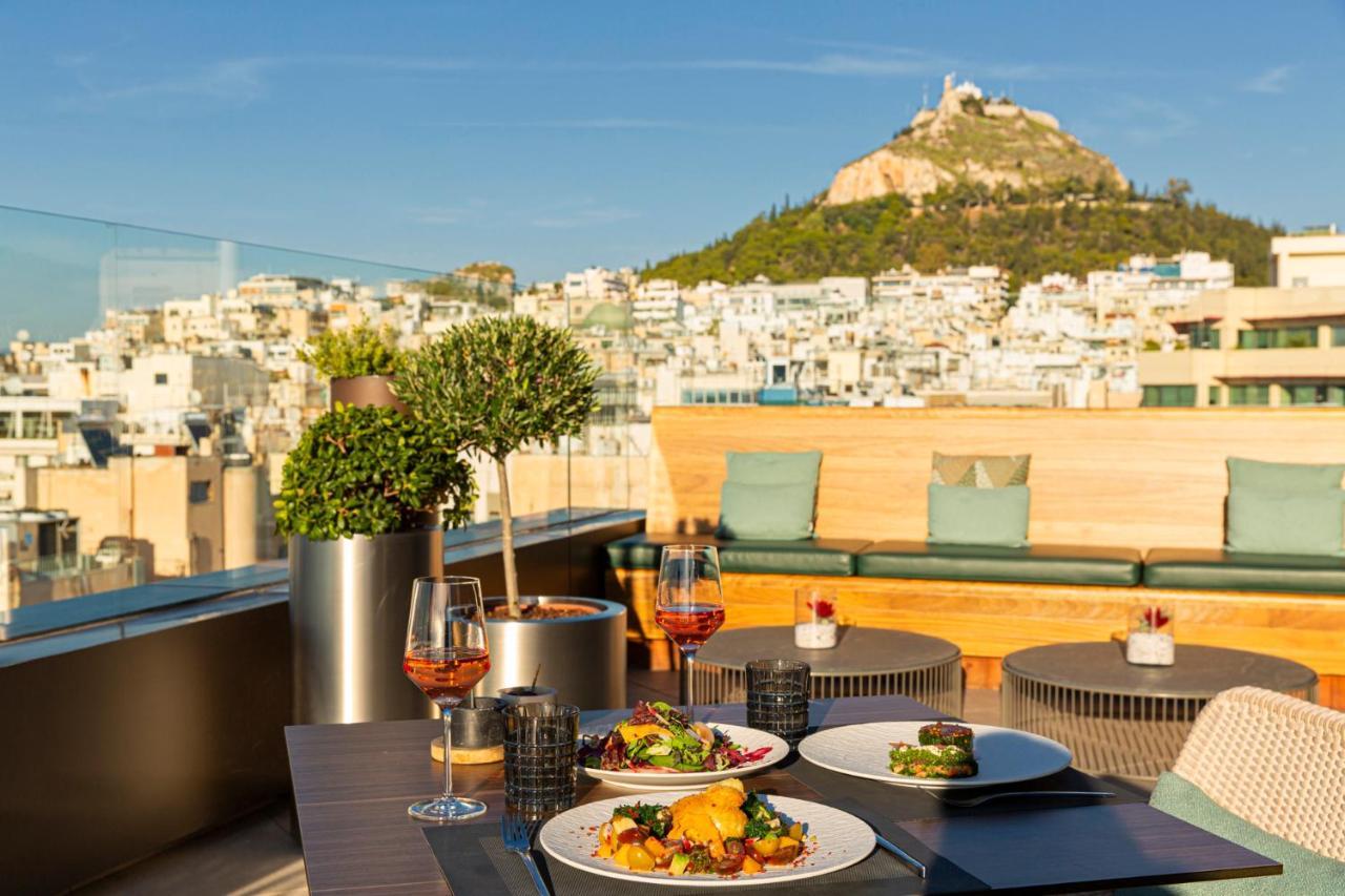 Athens Capital Center Hotel - Mgallery Collection Esterno foto The view from the hotel's rooftop bar